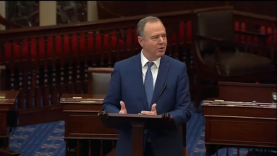 تصویر سناتور آمریکایی: پیش از گران‌تر شدن هزینه‌ها باید جنگ با ایران را تمام کنیم