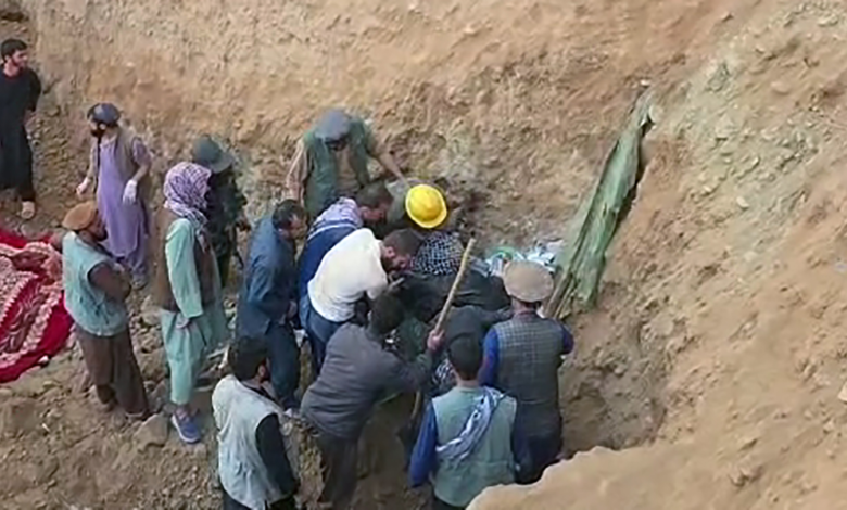Photo of Landslide in Badakhshan kills five gold miners