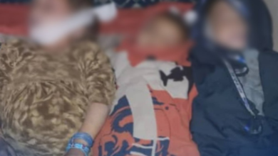 تصویر در پی فروریختن سقف یک خانه‌ها در ننگرهار، ۶ کودک جان باختند