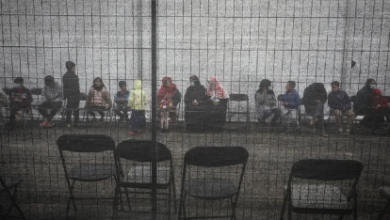 Photo of US eases asylum freeze for vetted migrants, keeps Afghanistan ban