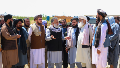 تصویر بازدید هیئت امارت اسلامی از روند کار کانال قوش‌تیپه در شمال کشور