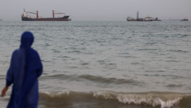 Photo of Trump says there is no rush for Iran deal, US blockade stays