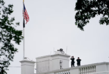 Photo of Suspect dies after trading gunfire with officers near White House, Secret Service says