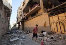 Photo of Israeli fire kills nine people in Gaza, including a child and journalist, medics say