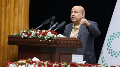 تصویر میرویس عزیزی: مدیریت سیستم بانکی از سوی امارت اسلامی جهان را شگفت‌زده کرده است