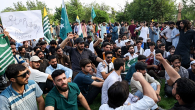 تصویر بیش از ۳۰ تن در اعتراضهای همزمان با انتخابات منطقهای کشمیر تحت اداره پاکستان کشته شدند