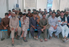 Photo of 325 Afghan migrants return home after release from Pakistani prisons