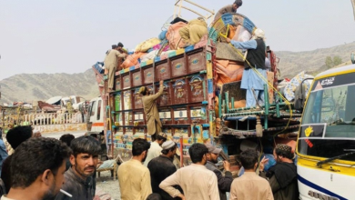 تصویر بازگشت ۲۵۰ خانواده مهاجر از ایران و پاکستان به افغانستان طی در روز گذشته