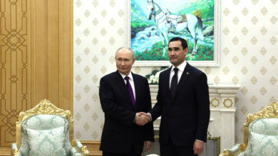 Türkmenistan Devlet Başkanı Vladimir Putin ile görüştü fotoğrafı