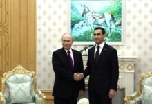 تصویر دیدار دوجانبه ولادیمیر پوتین با رئیس‌جمهور ترکمنستان
