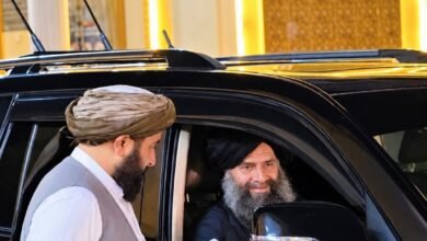 تصویر بازدید وزیر ترانسپورت و هوانوردی از میدان هوایی بین‌المللی مولانا جلال‌الدین محمد بلخی در مزارشریف